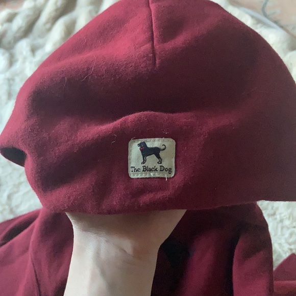 Child’s Medium Maroon Black Dog Sweatshirt - Picture 6 of 7